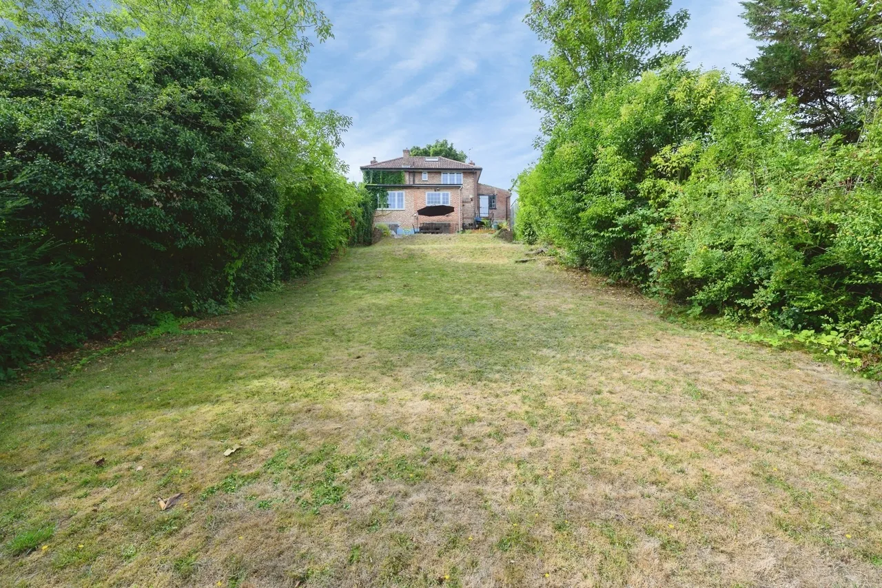 Valley Road, Kenley, CR8, photo 14