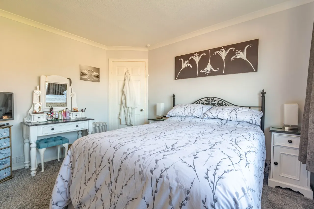 Manor Gardens, Cullingworth, BD13, photo 8