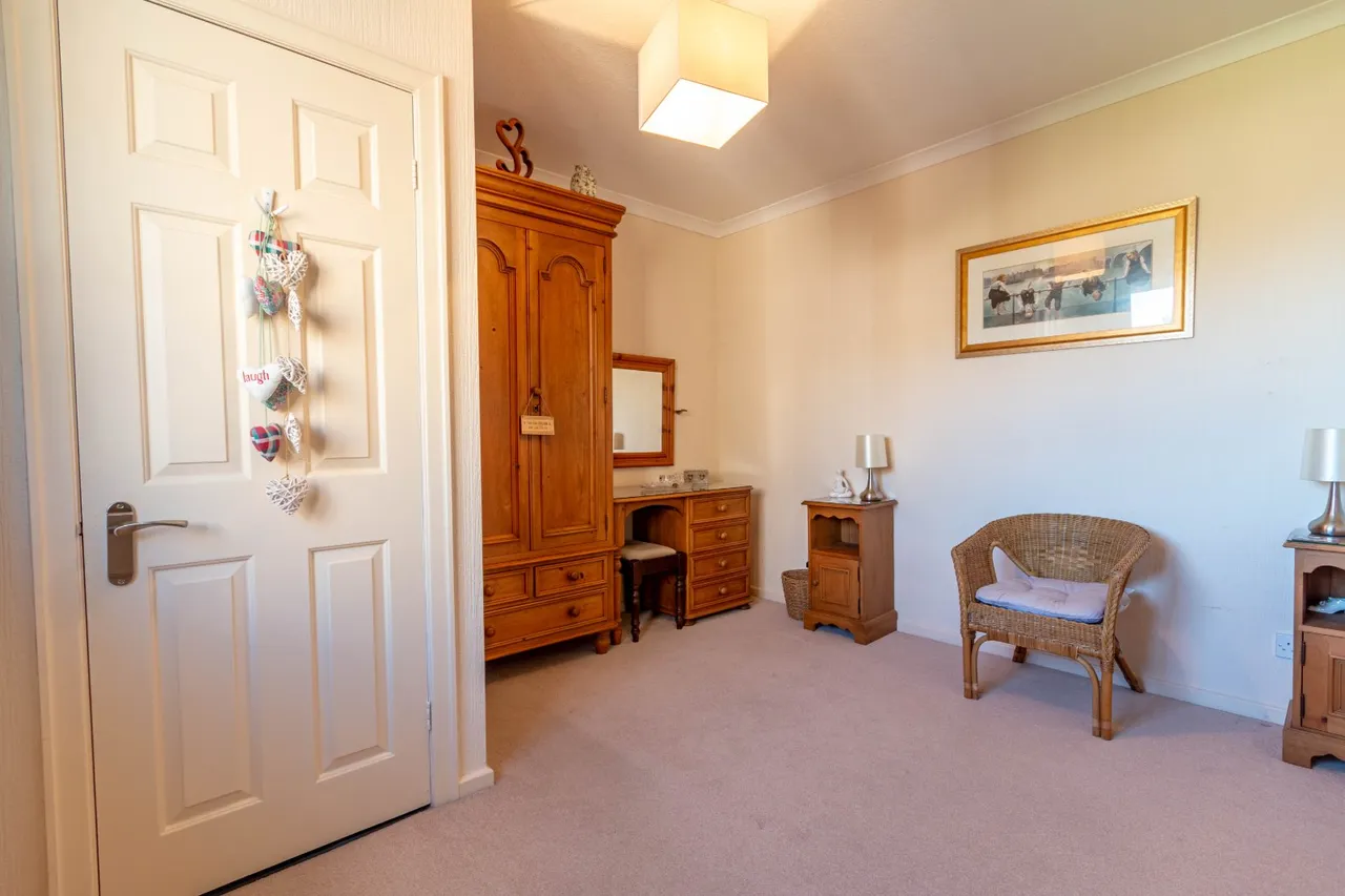 Manor Gardens, Cullingworth, BD13, photo 9