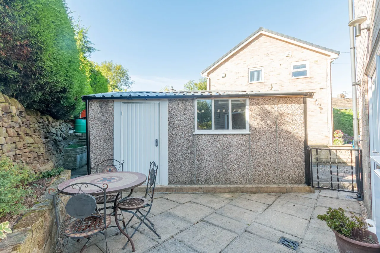 Manor Gardens, Cullingworth, BD13, photo 16