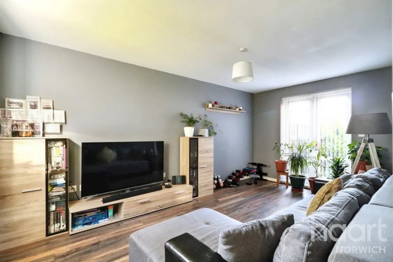 St Simon Close, Norwich, NR8, photo 3