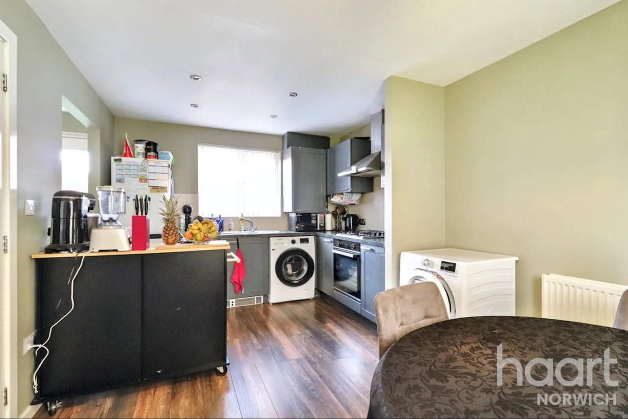 St Simon Close, Norwich, NR8, photo 8