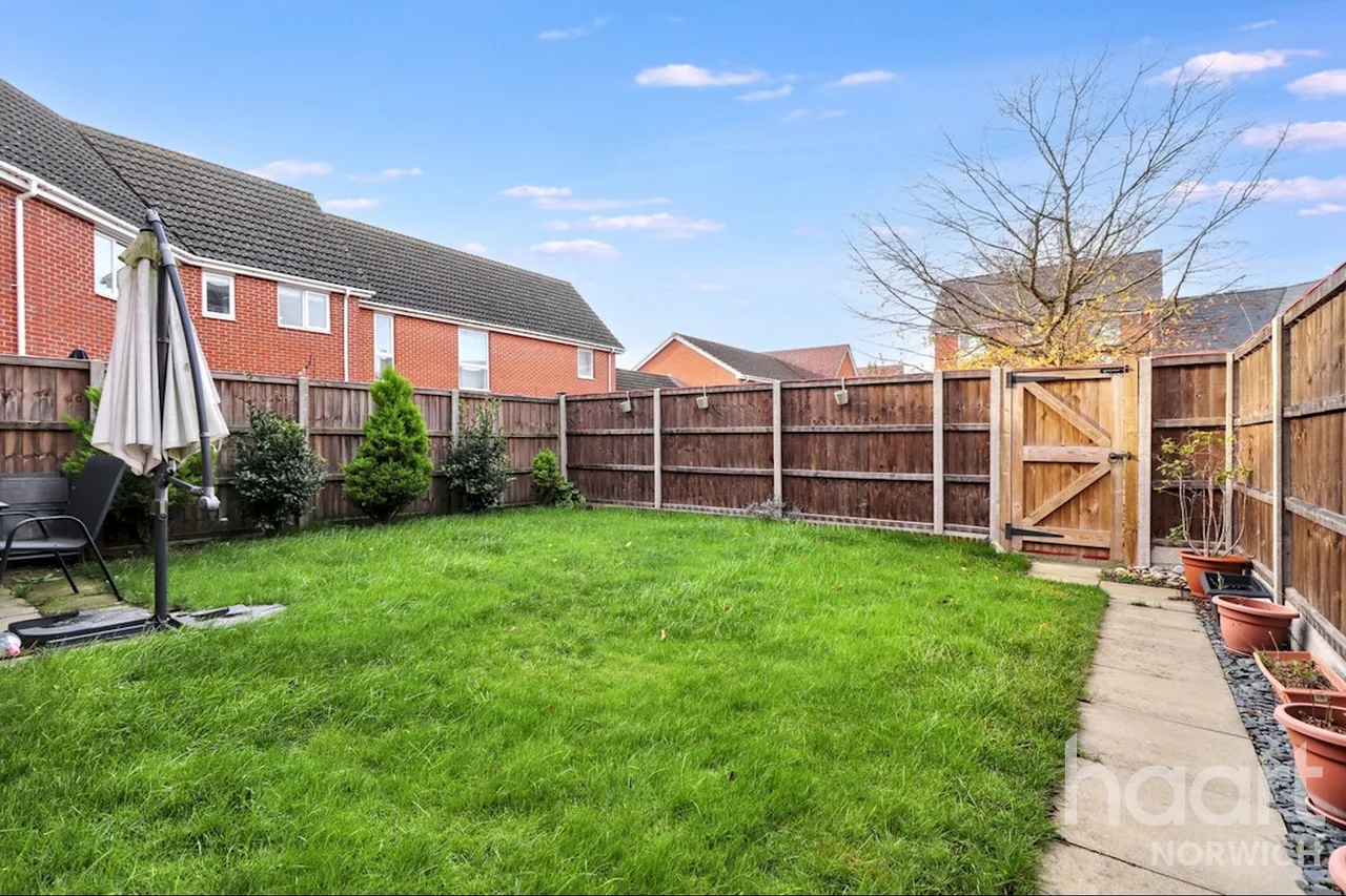 St Simon Close, Norwich, NR8, photo 17
