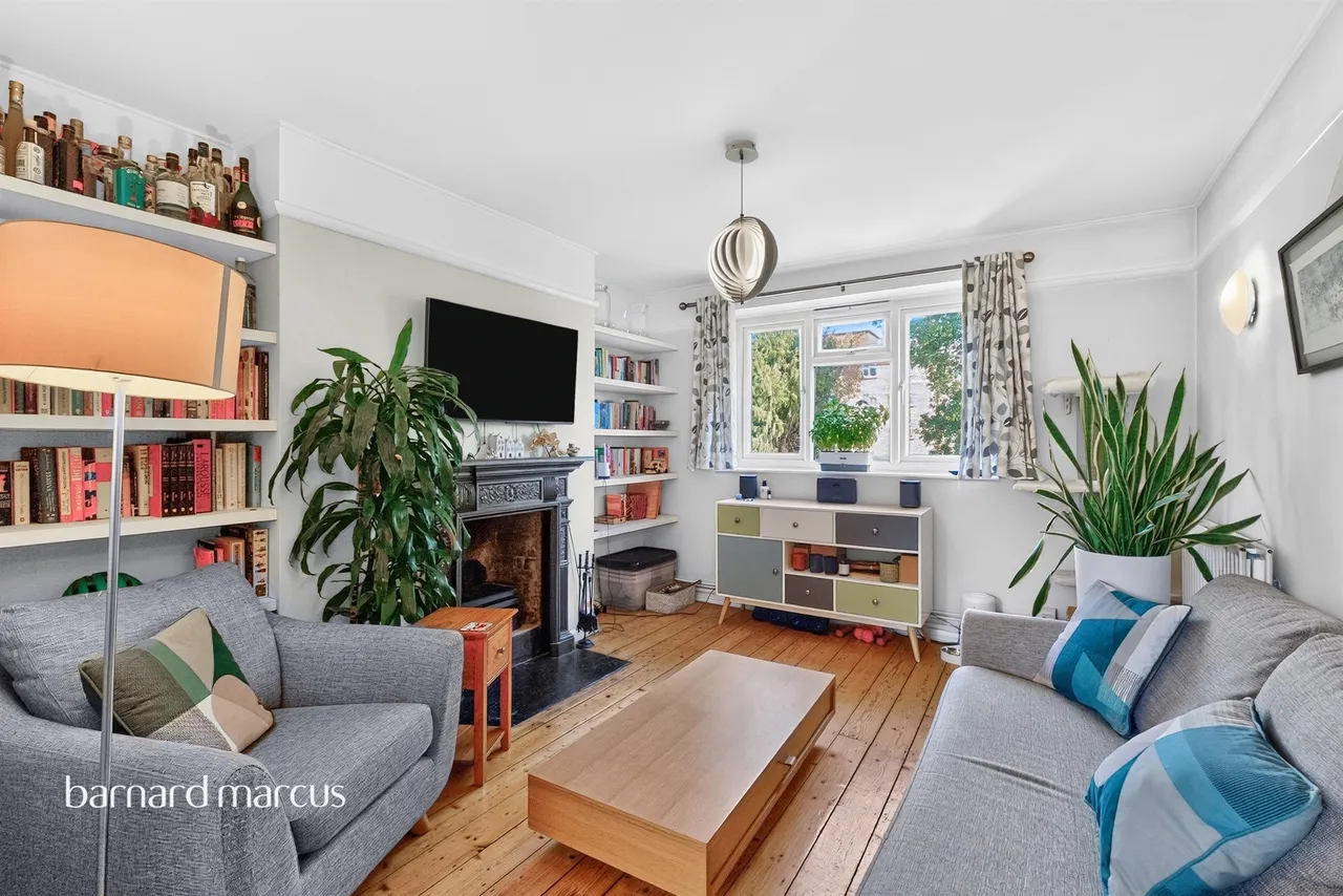 2 bed flat for sale, Lawrie Park Gardens, London, SE26