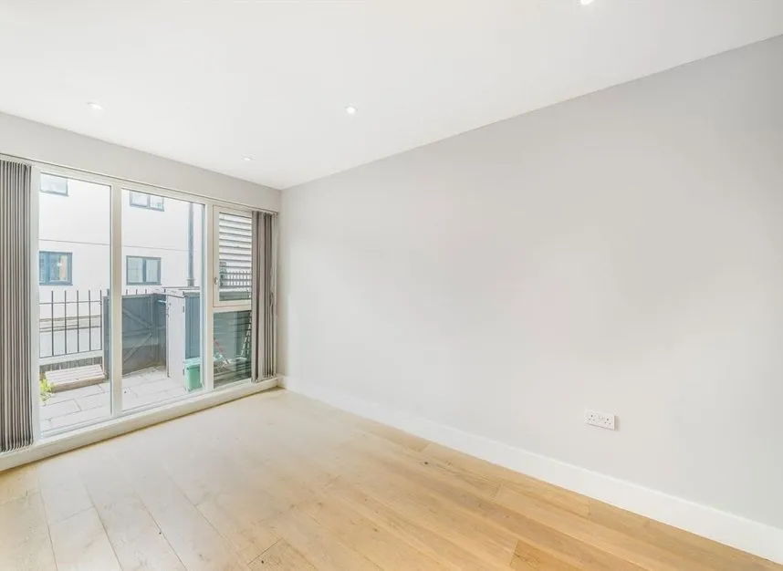 Westminster Road, Hanwell, W7, photo 10