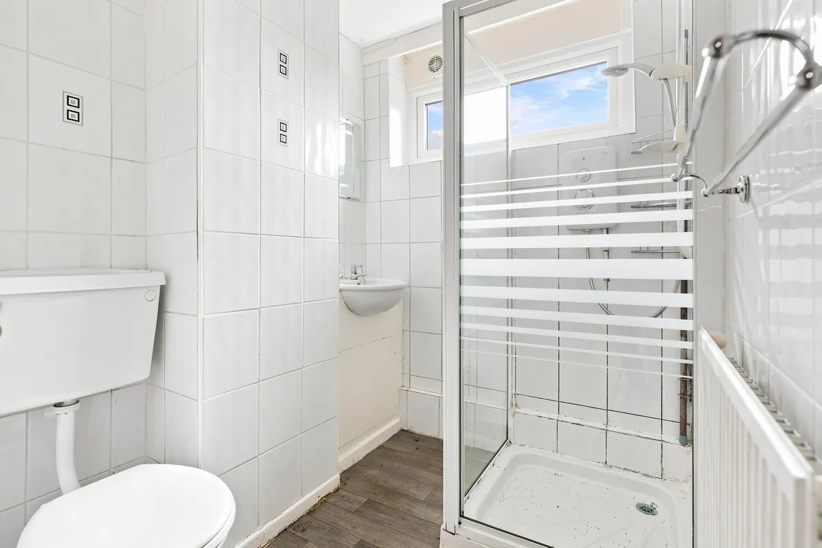 Fisher Gardens, Knaresborough, HG5, photo 7