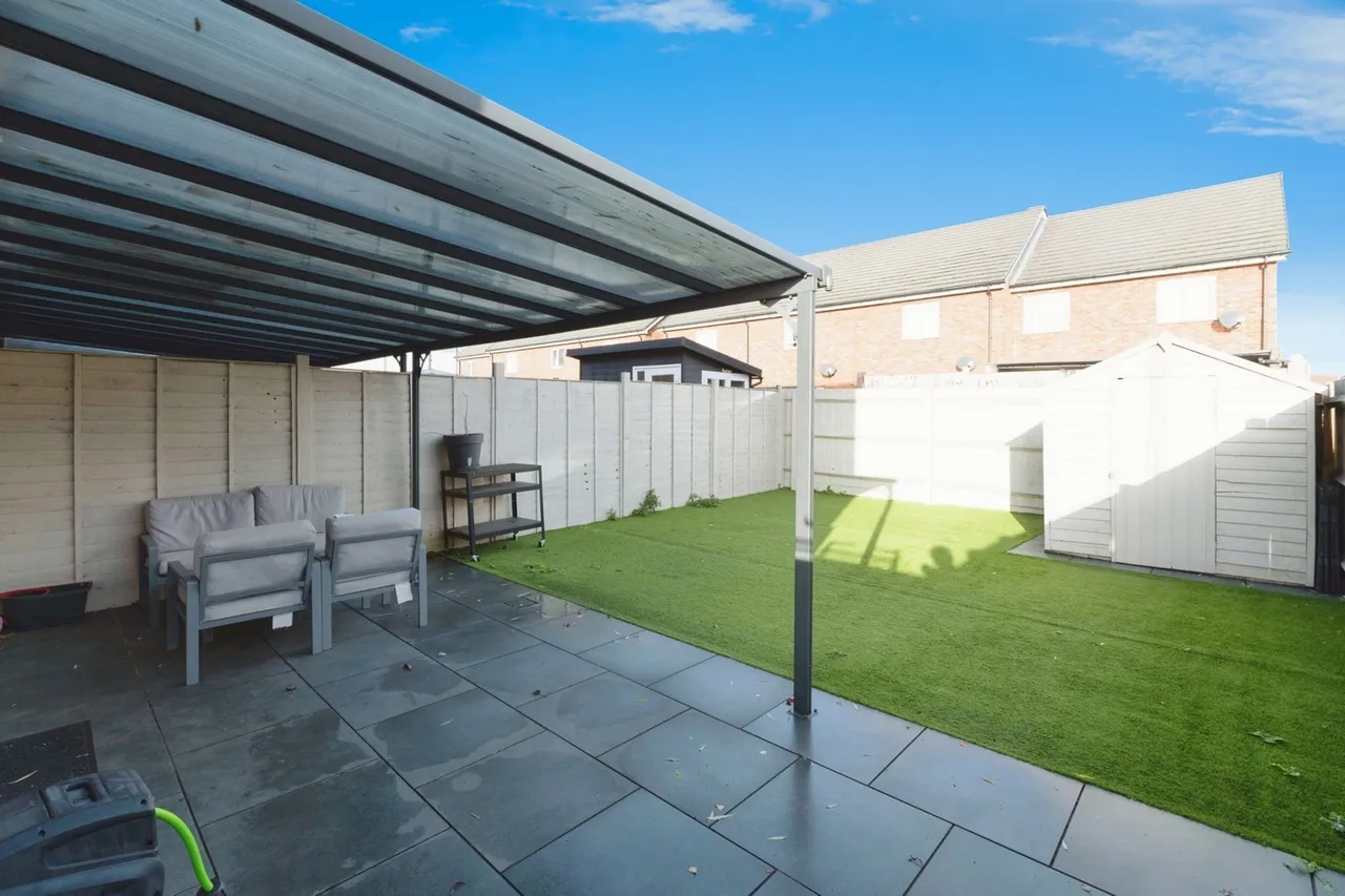 Killarney Crescent, West Thurrock, RM20, photo 19