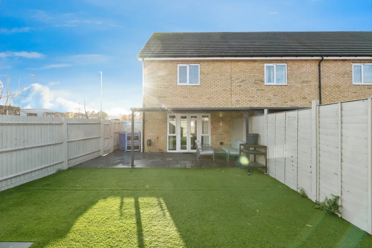 Killarney Crescent, West Thurrock, RM20, photo 20