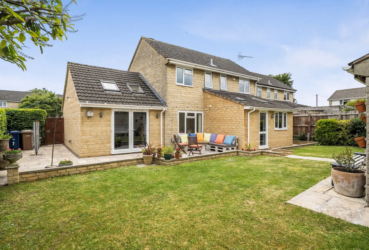 Pottersfield Road, Gloucestershire, Woodmancote, GL52 9PY, photo 7