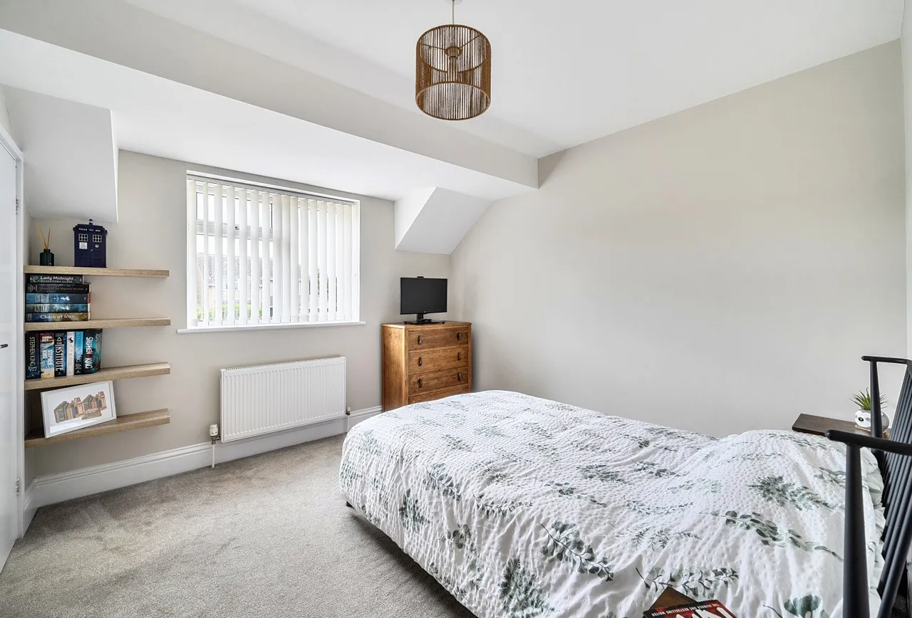 Pottersfield Road, Gloucestershire, Woodmancote, GL52 9PY, photo 9