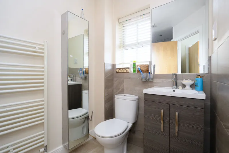 Kings Gate, Addlestone KT15 1UD, photo 9