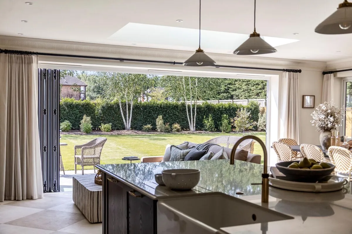 Peyton Place, Finchampstead, RG40, photo 2