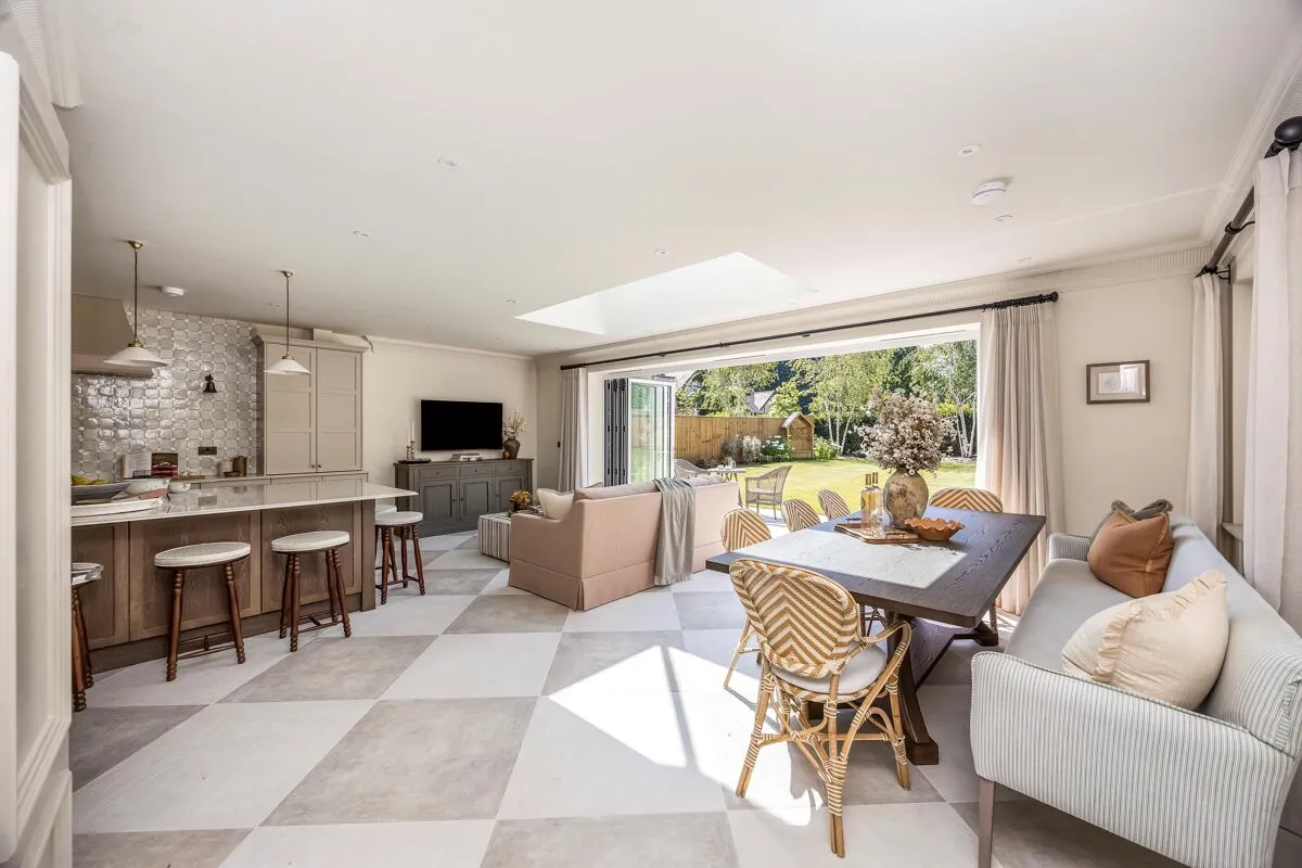 Peyton Place, Finchampstead, RG40, photo 4