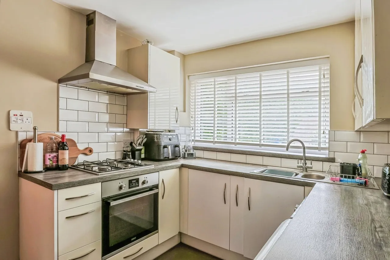 Carroll Close, Poole, BH12, photo 8