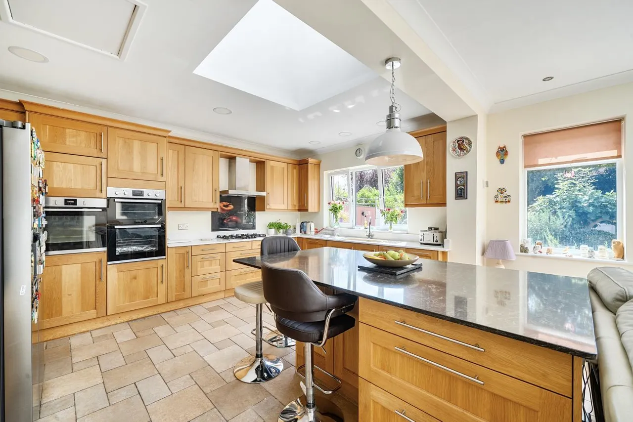 St Albans Avenue, BH8, photo 8