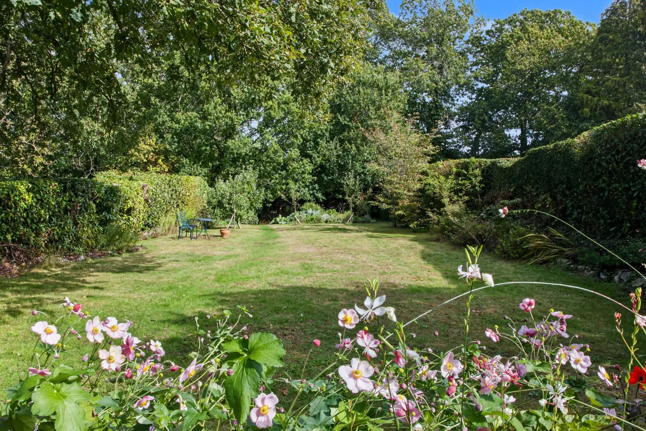 Gasden Lane, Witley, GU8, photo 5