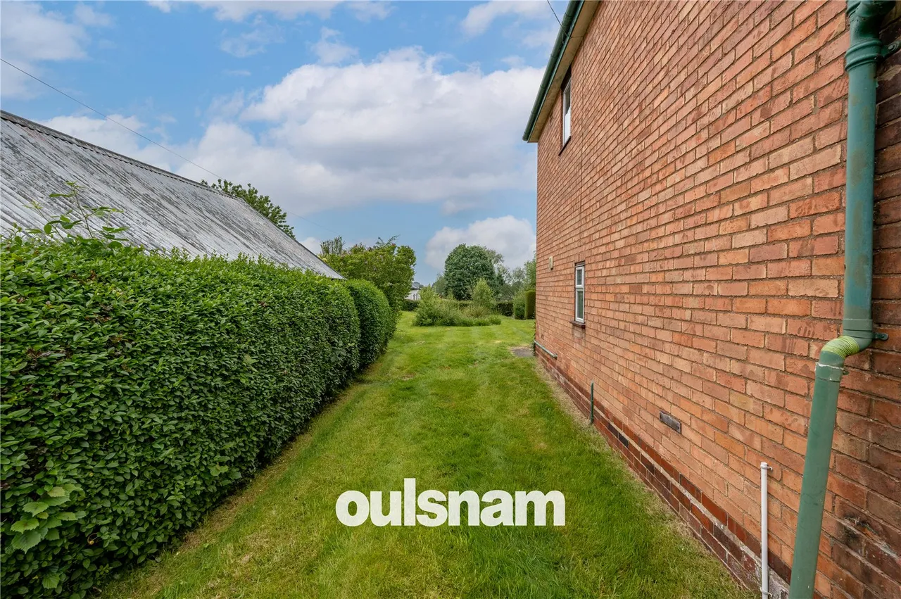 Church Road, Astwood Bank, Redditch, Worcestershire, B96 6EH, photo 12