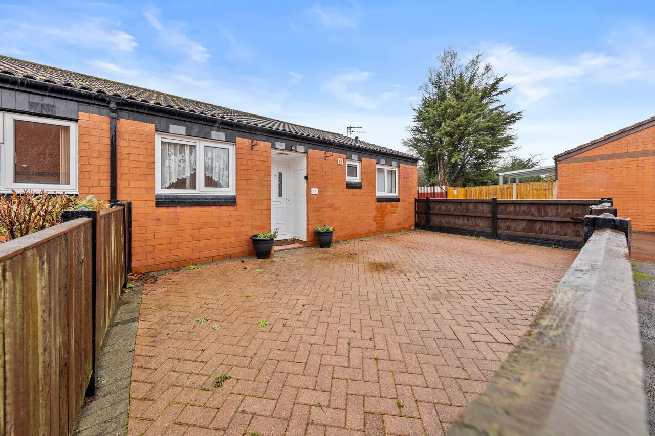 2 bed house for sale — Whitworth Close, Birchwood, Warrington, Warrington, WA3 6PY
