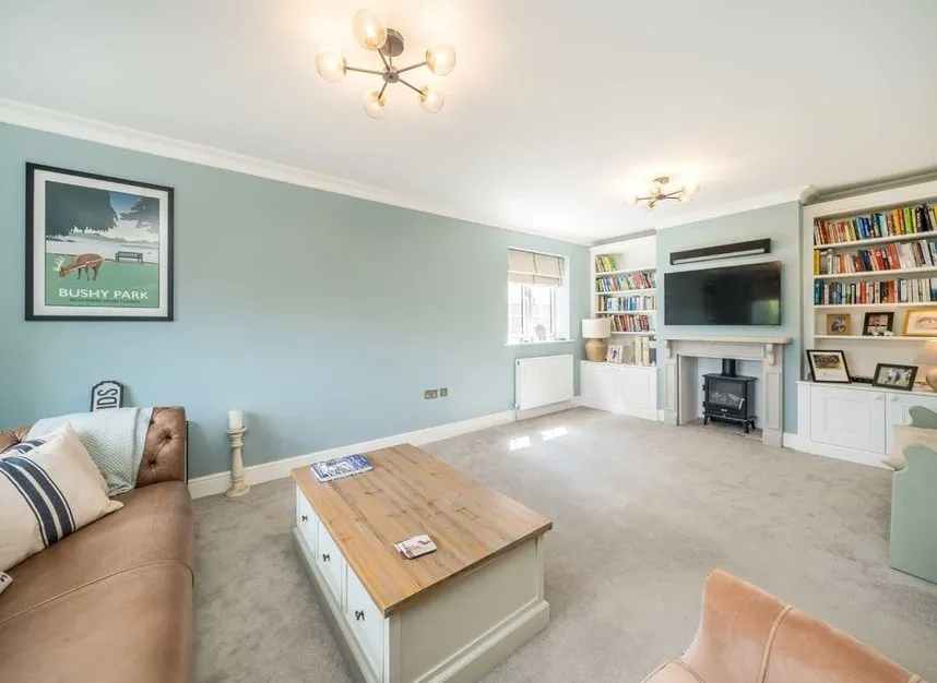 Hanworth Road, Hampton, TW12, photo 5