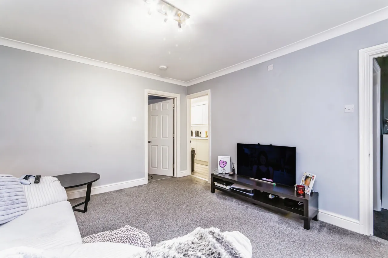 Addiscombe Road, Croydon, CR0, photo 2