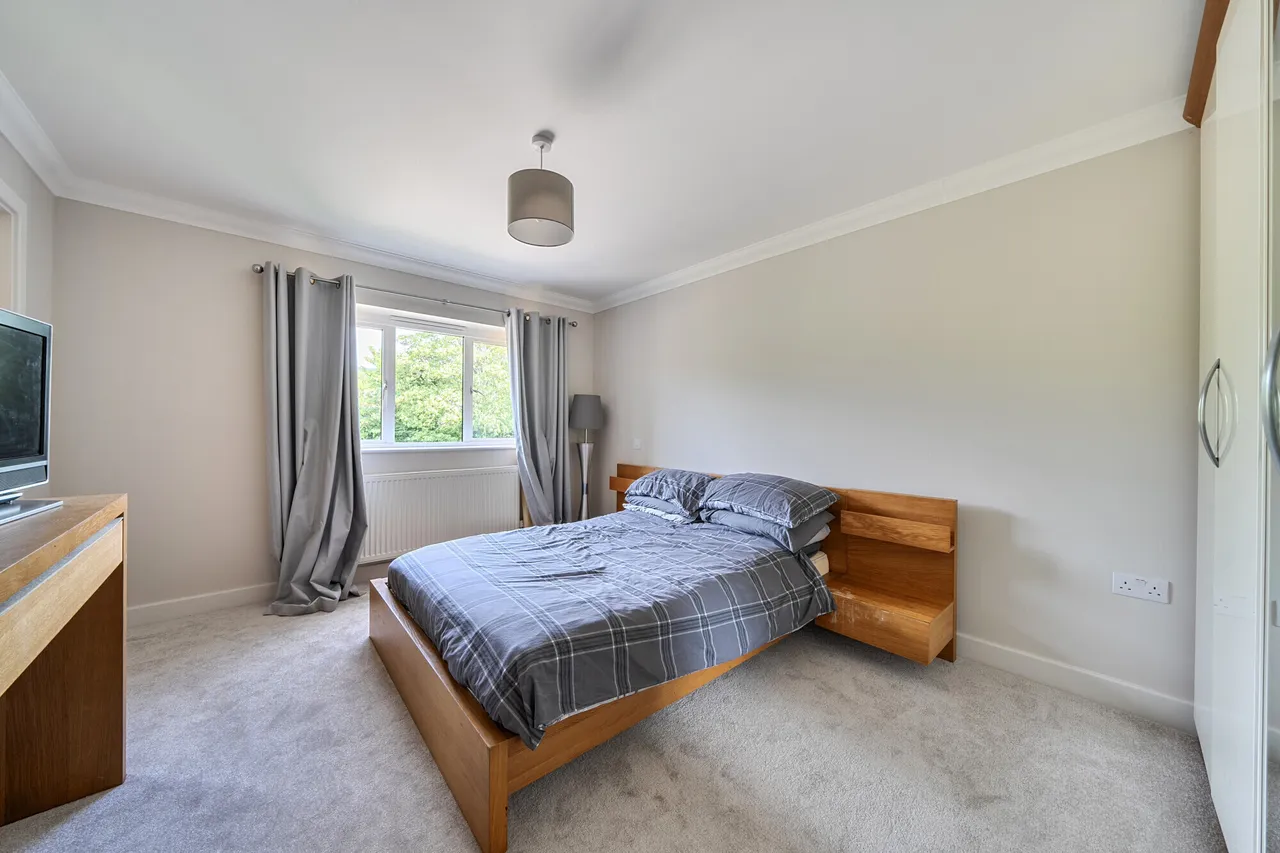 New Road, Woodmancote, Cheltenham, GL52, photo 8