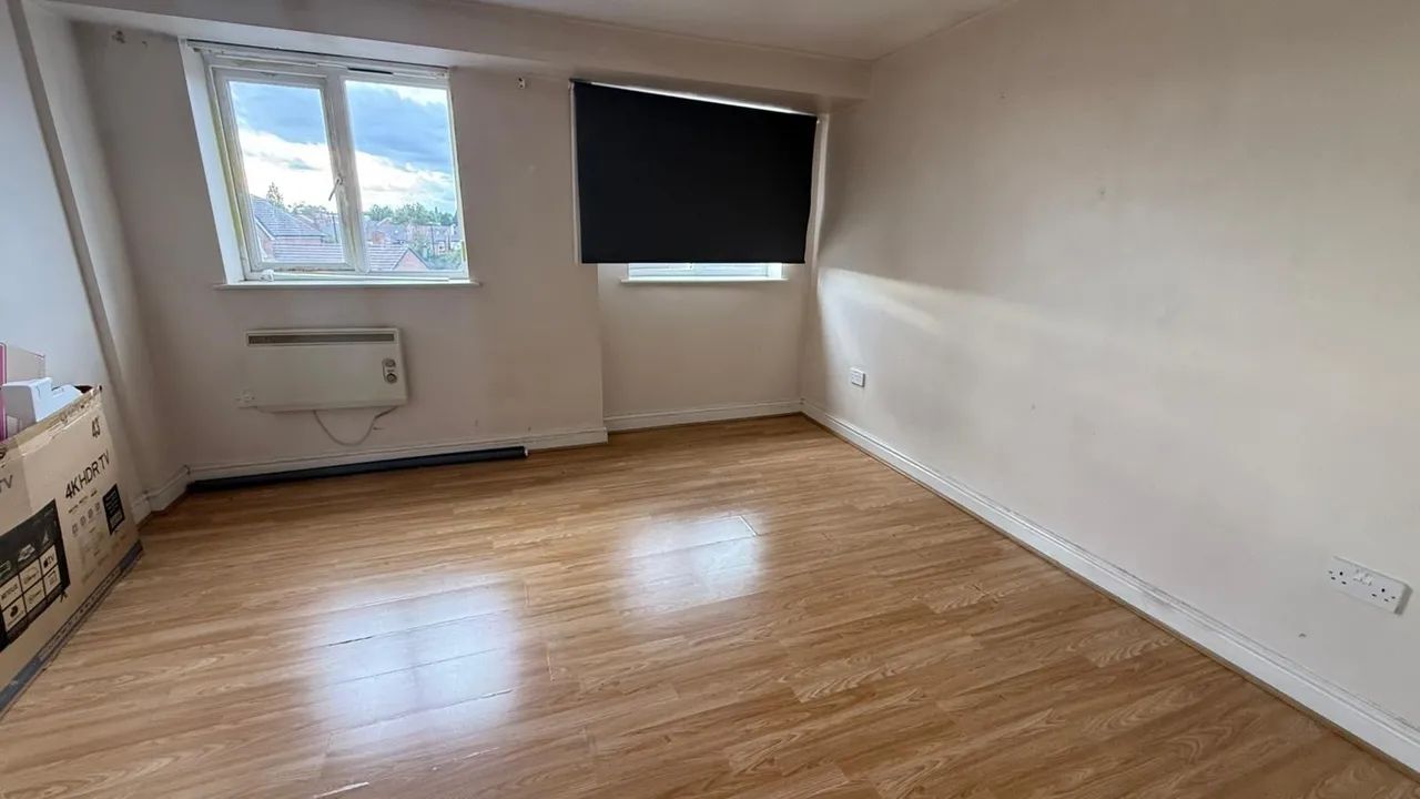 Waterfront Way, Walsall, WS2, photo 6