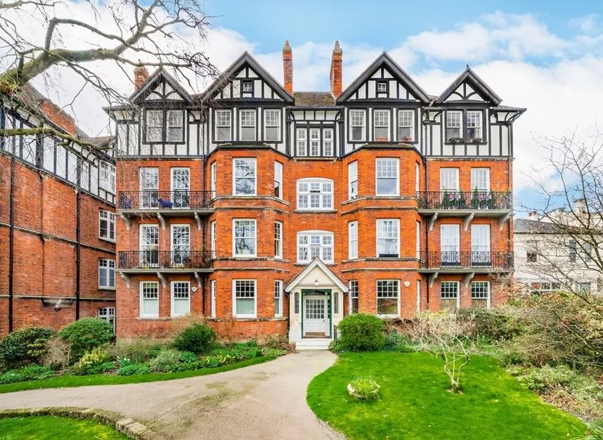 3 bed flat for sale — Highgate West Hill, Highgate, N6