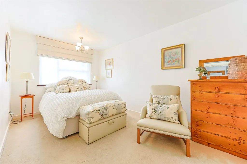 Hardwick Green, Ealing, W13, photo 6