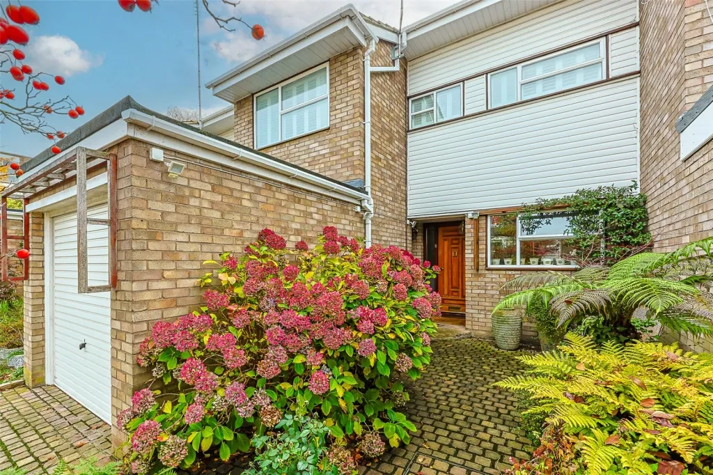 3 bed house for sale, Hardwick Green, Ealing, W13