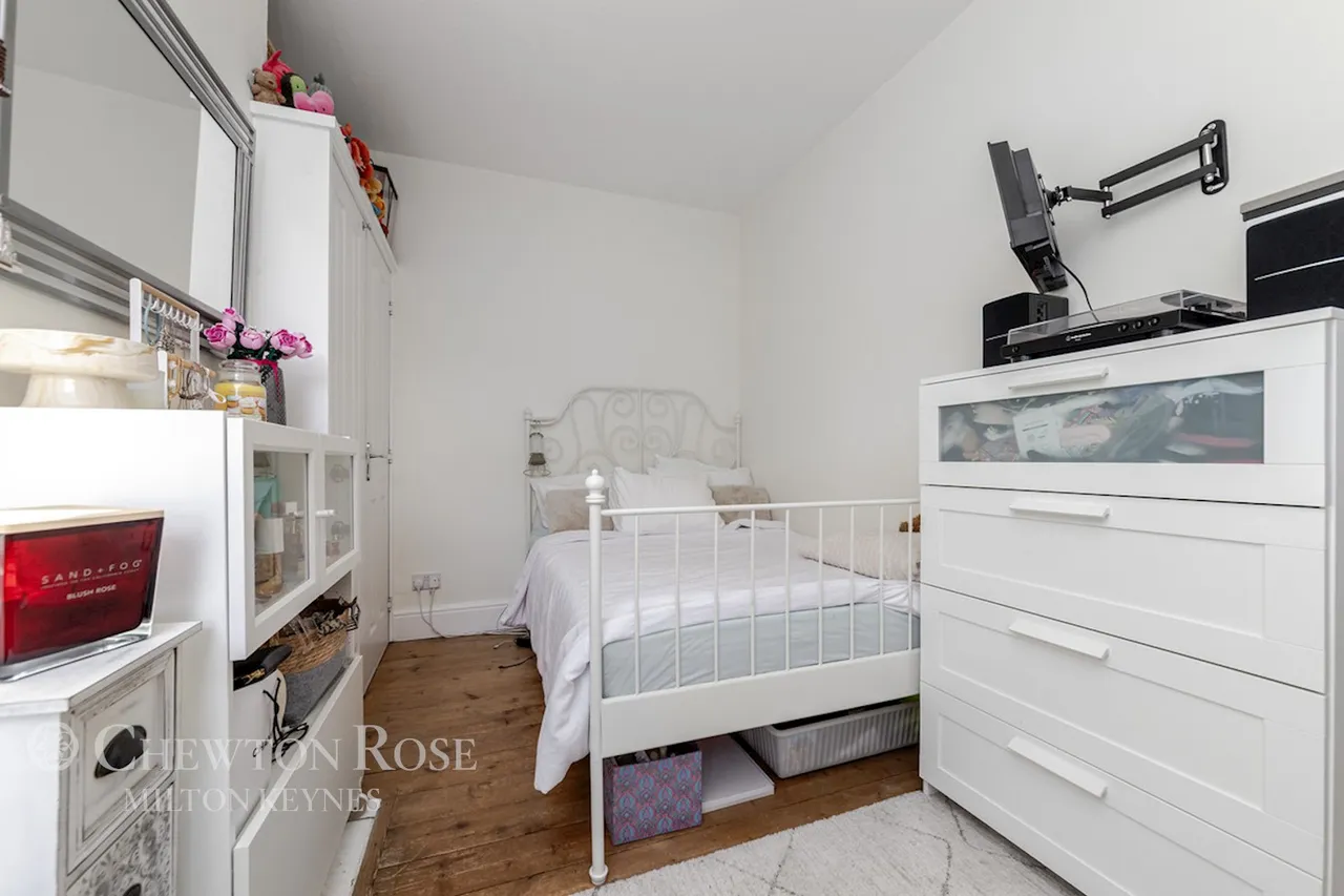 Wolverton Road, Newport Pagnell, photo 28