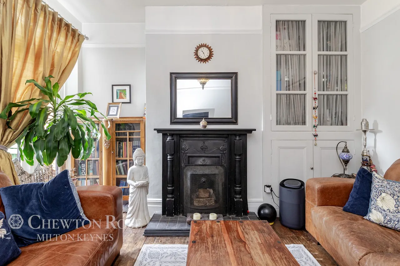 Wolverton Road, Newport Pagnell, photo 5