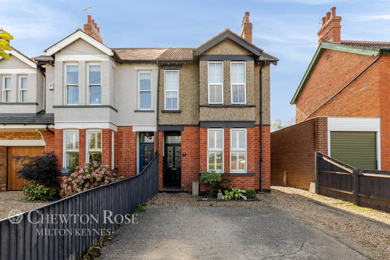 Wolverton Road, Newport Pagnell, photo 2