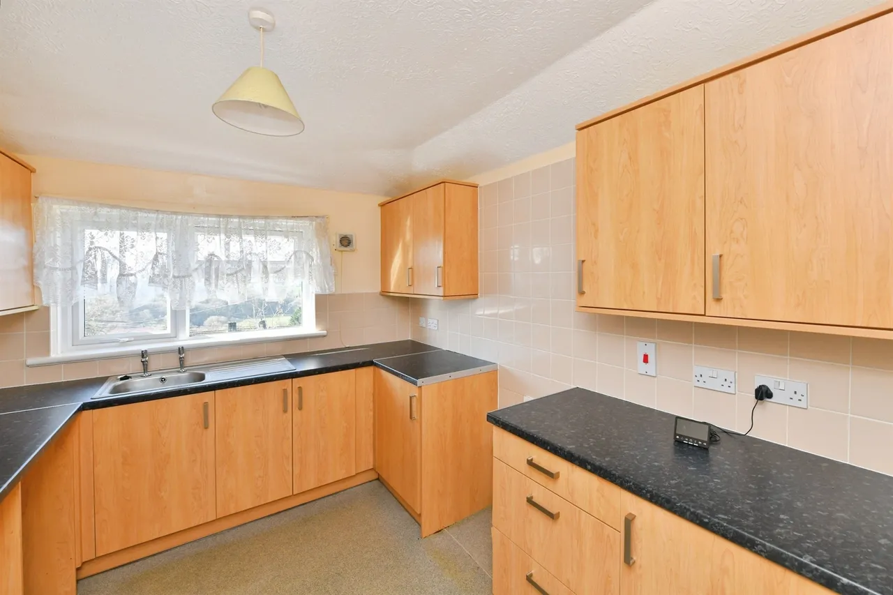 Brentford Avenue, Plymouth, PL5, photo 14