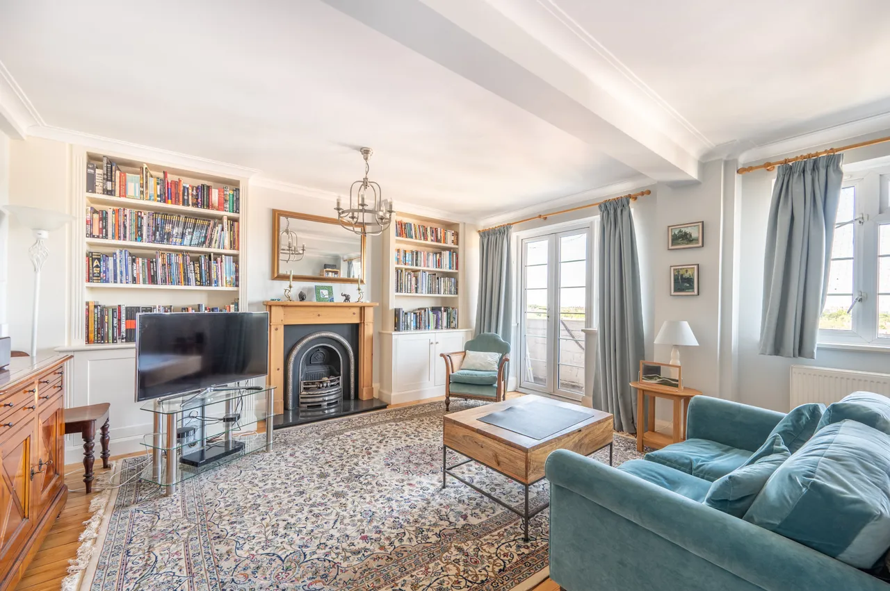 80 Ashford Court, Ashford Road, London, photo 3