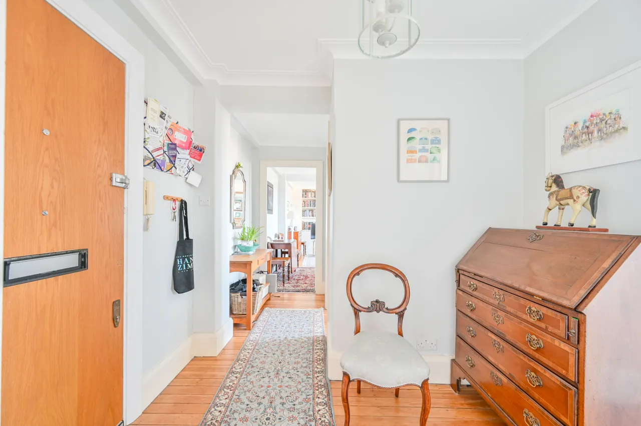 80 Ashford Court, Ashford Road, London, photo 4