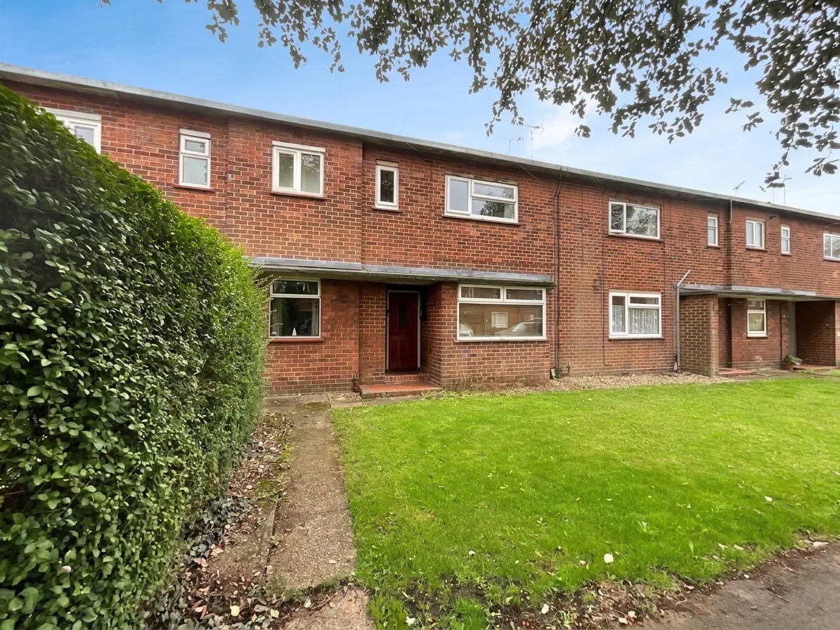 2 bed flat for sale, Churchill Road, Stone, ST15