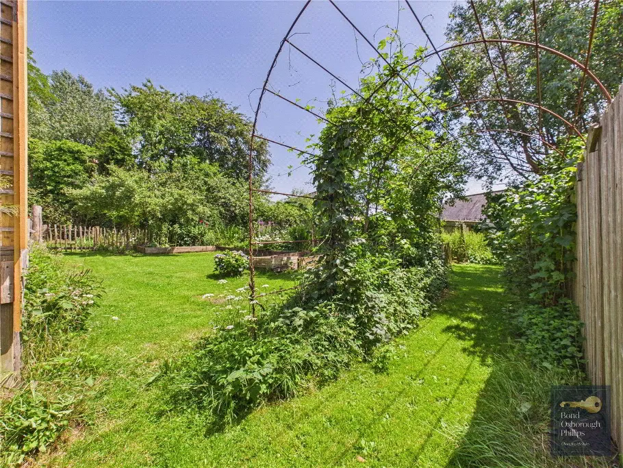 Rectory Road, Dolton, EX19, photo 2