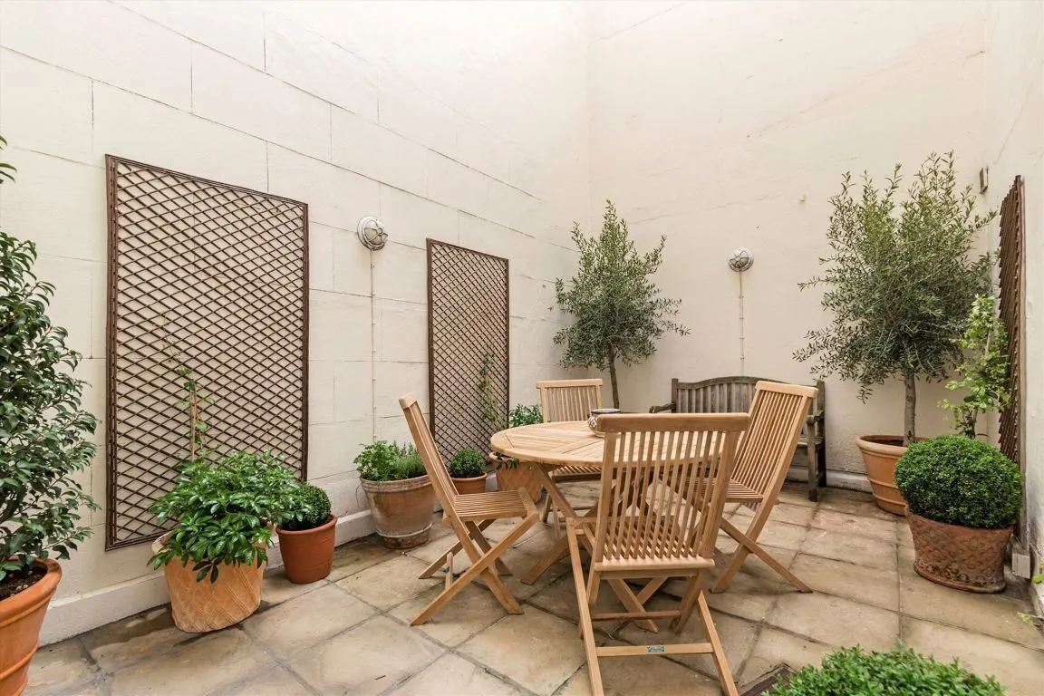 Eccleston Square, Pimlico, SW1V, photo 5