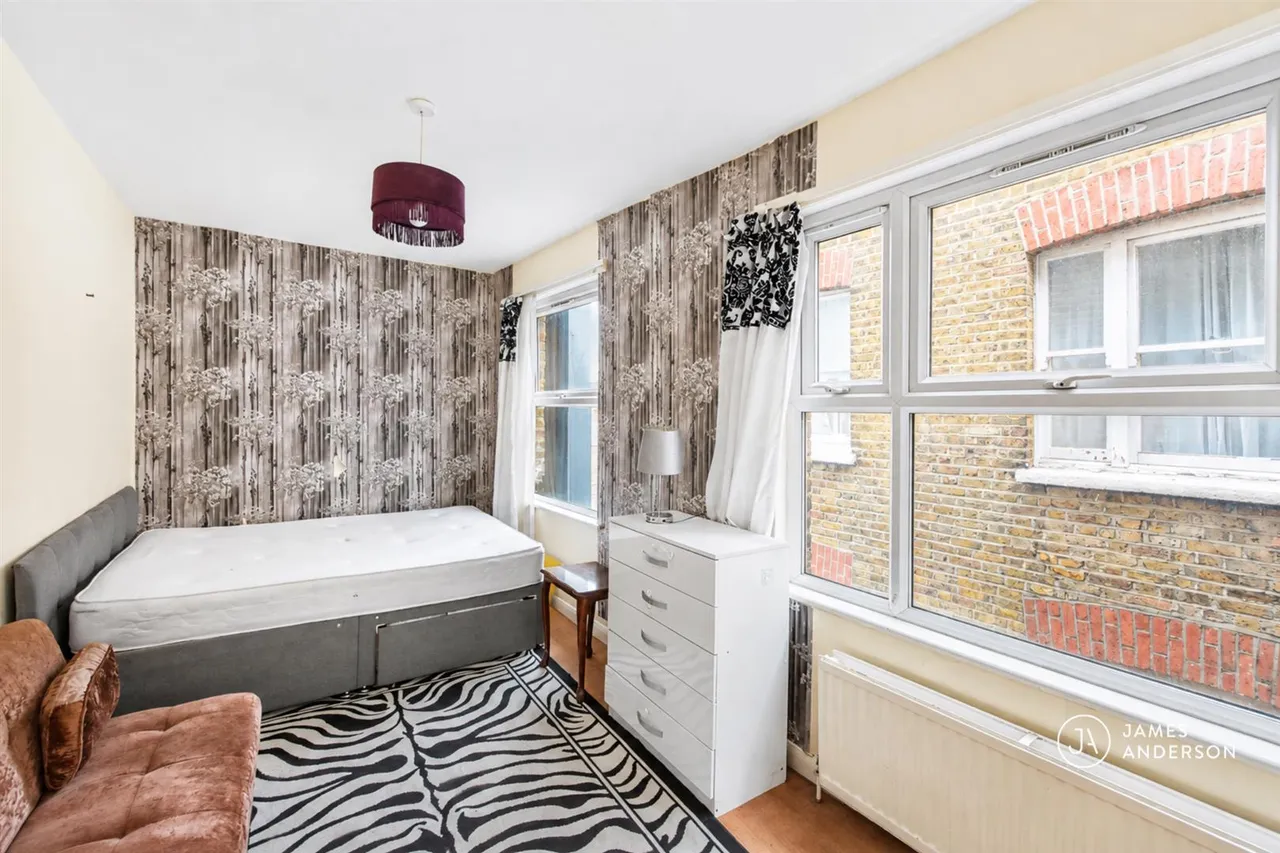 Putney High Street, London, SW15, photo 8
