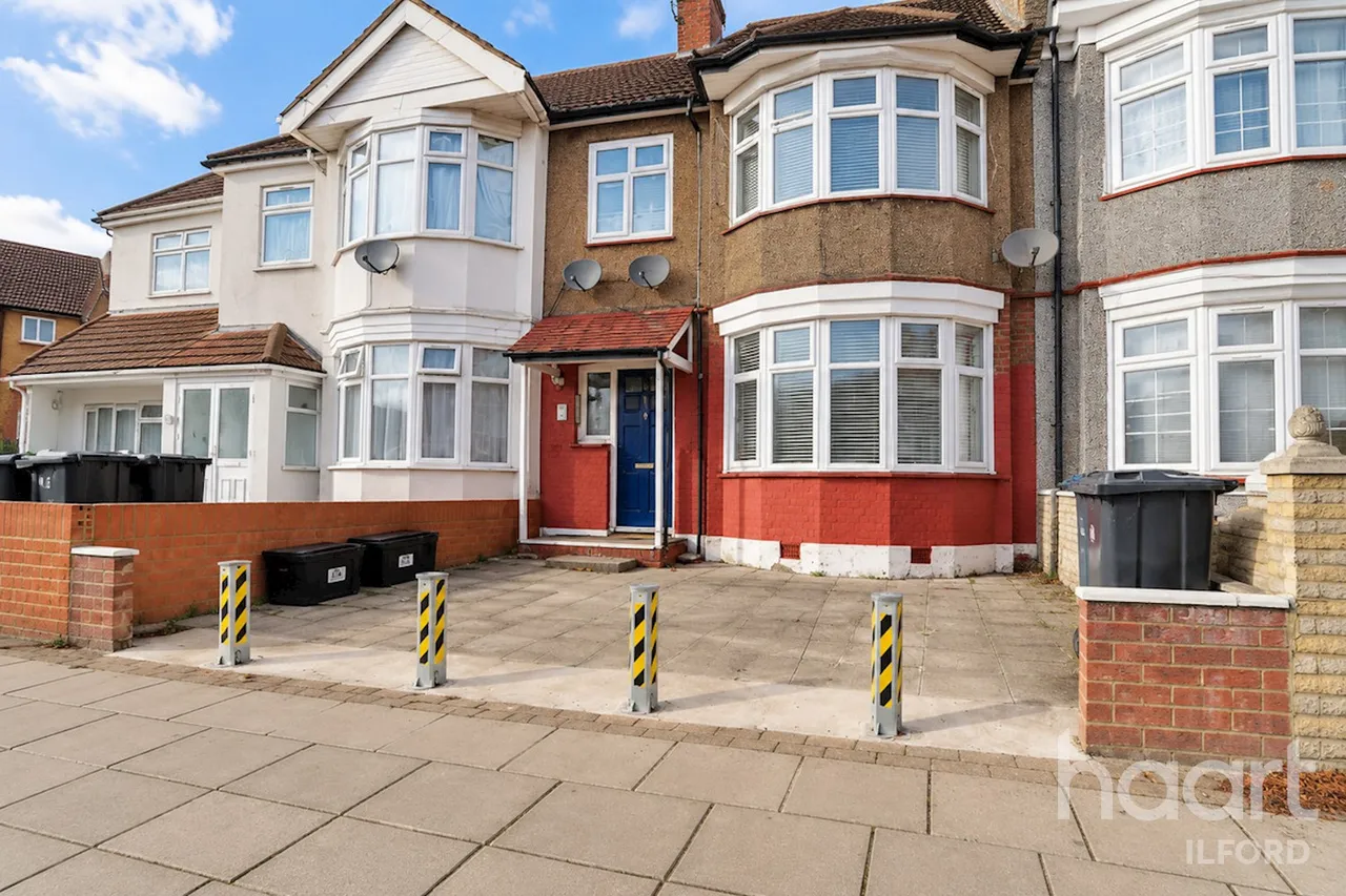Aldborough Road South, IG3, photo 7