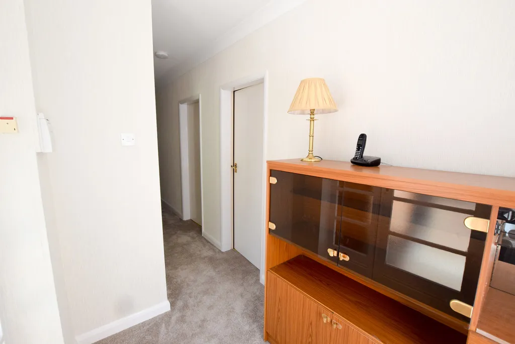 Barnfield Crescent, Wellington, TF1, photo 5