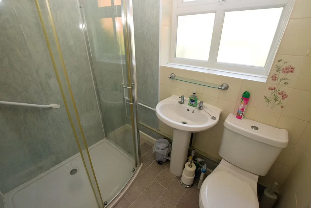 Barnfield Crescent, Wellington, TF1, photo 11
