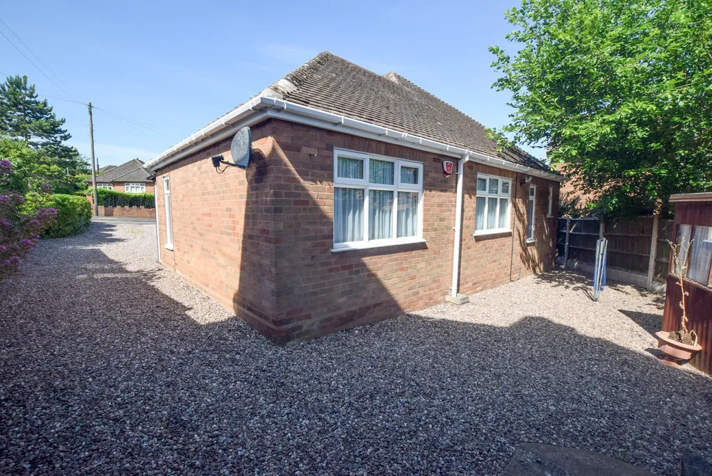 Barnfield Crescent, Wellington, TF1, photo 14