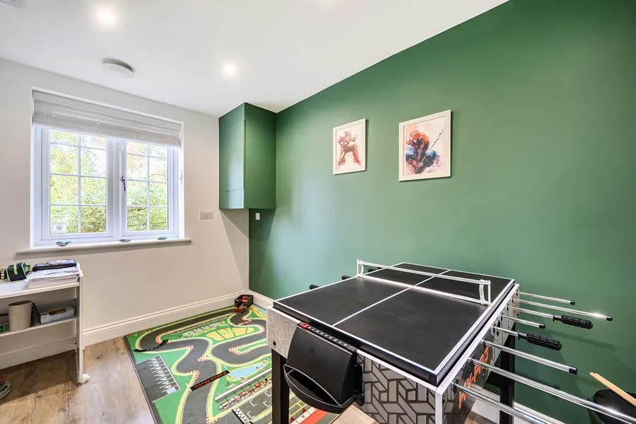 Trinity Circle, High Wycombe, HP11, photo 10