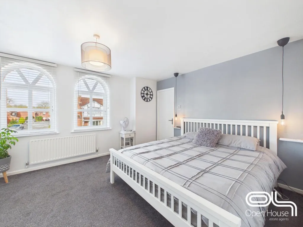 Searle Avenue, Stafford, ST16, photo 7