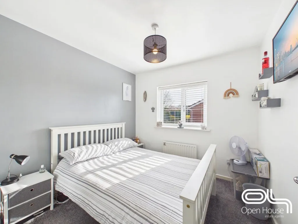 Searle Avenue, Stafford, ST16, photo 12