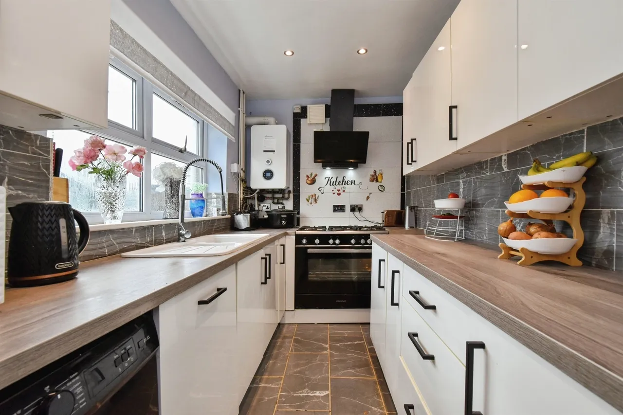 Ashvale Tredegar, NP22, photo 14