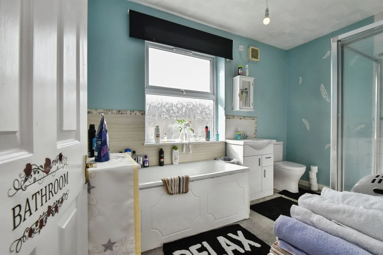 Ashvale Tredegar, NP22, photo 25
