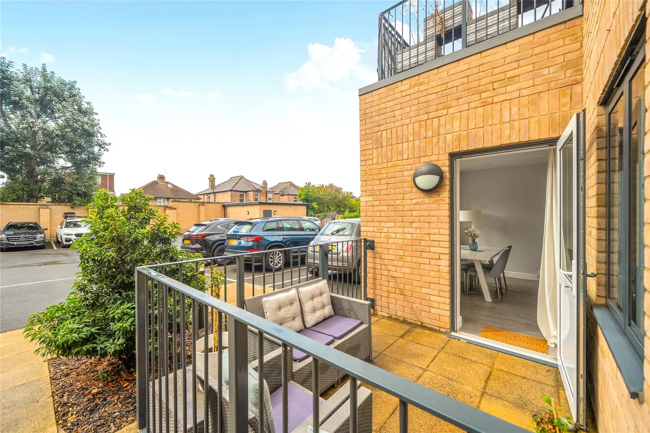 Ravenscar Road, Surbiton, KT6, photo 12