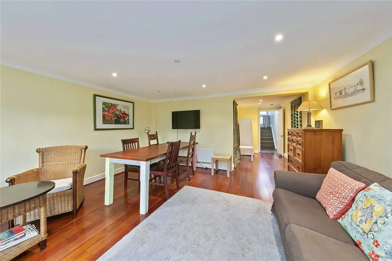Millside Place, Old Isleworth, TW7, photo 12